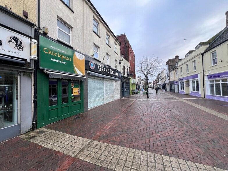 66-66A High St, Poole à louer - Photo du bâtiment - Image 3 de 4
