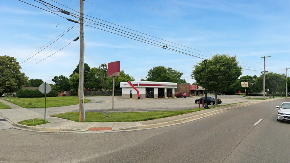 621 S Main St, Englewood, OH for sale - Building Photo - Image 3 of 3