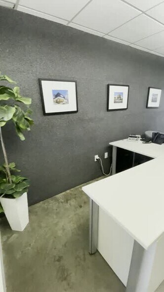 4770 Biscayne Blvd, Miami, FL à louer - Vidéo sur l’inscription commerciale - Image 3 de 43