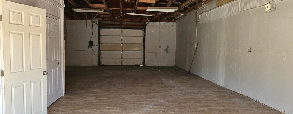 5700 Taylor Rd, Naples, FL for lease - Interior Photo - Image 2 of 8