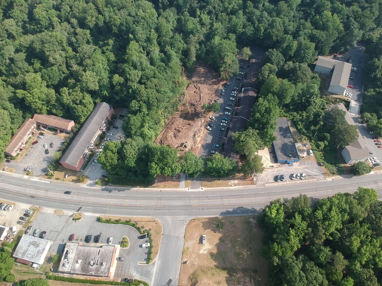 1339 E 10th St, Greenville, NC à vendre - Photo du bâtiment - Image 3 de 9