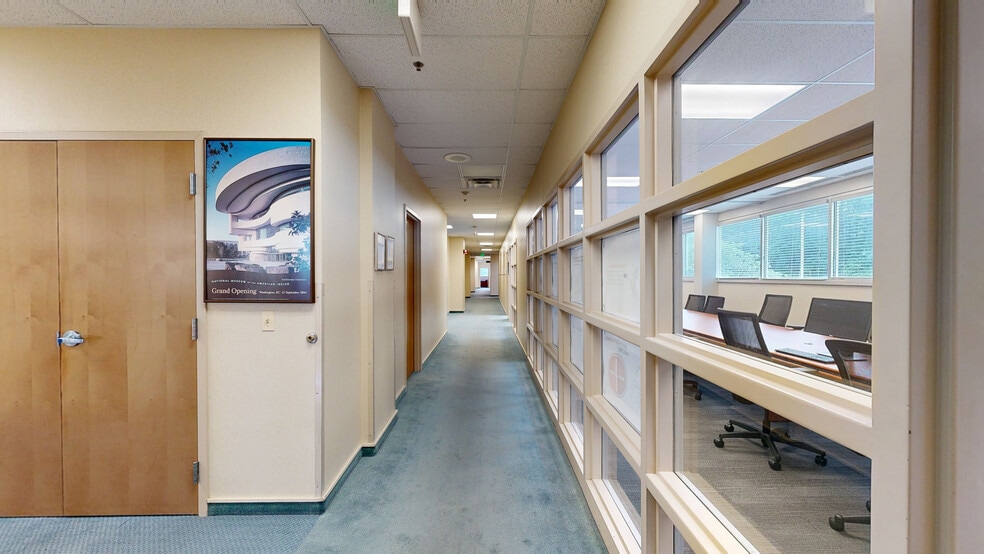 10755 York Rd, Cockeysville, MD for sale - Matterport 3D Scan - Image 3 of 31