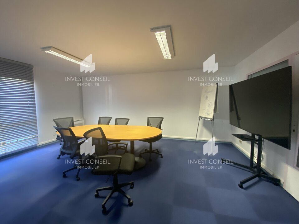 10 Avenue Du Fief, SAINT-OUEN-L'AUMONE for sale Interior Photo- Image 1 of 9