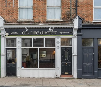 Plus de détails pour 23 Park Rd, Londres - Commerce de détail à louer