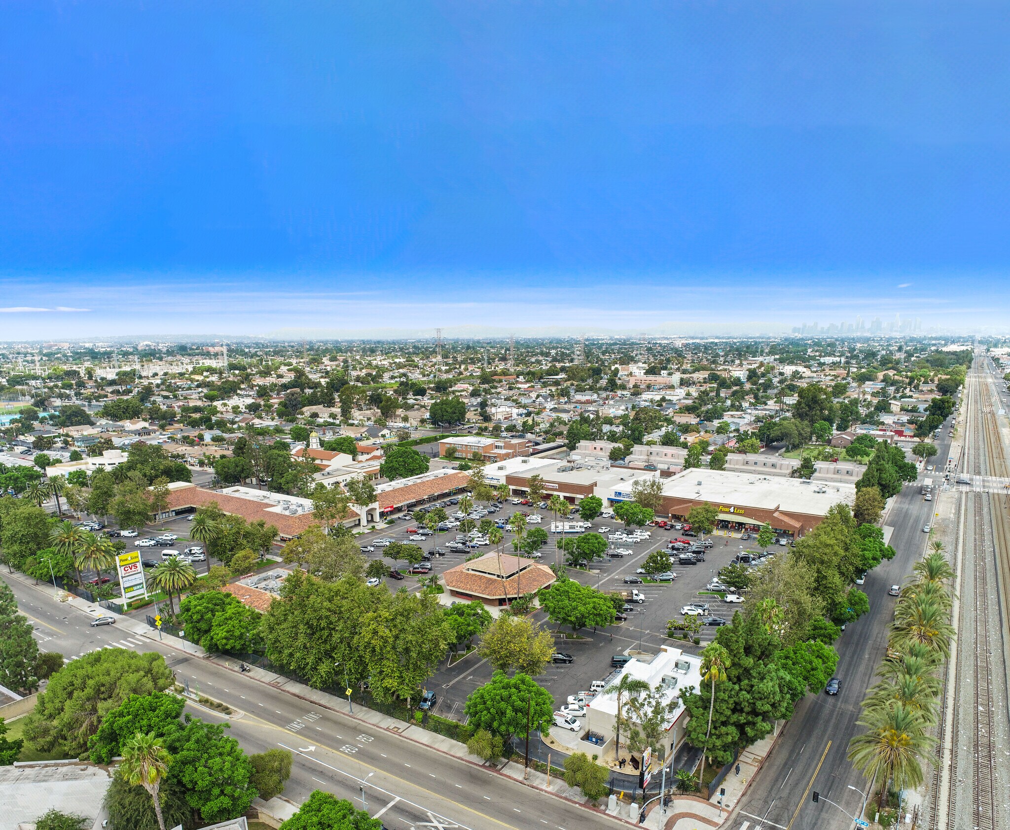 1601-1673 103rd St, Los Angeles, CA à louer Photo du bâtiment- Image 1 de 15
