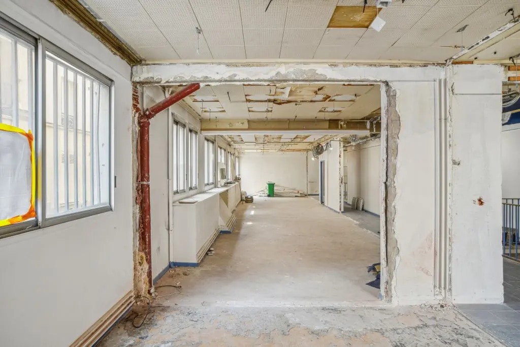 18 Bis Rue Violet, Paris for lease Building Photo- Image 1 of 13