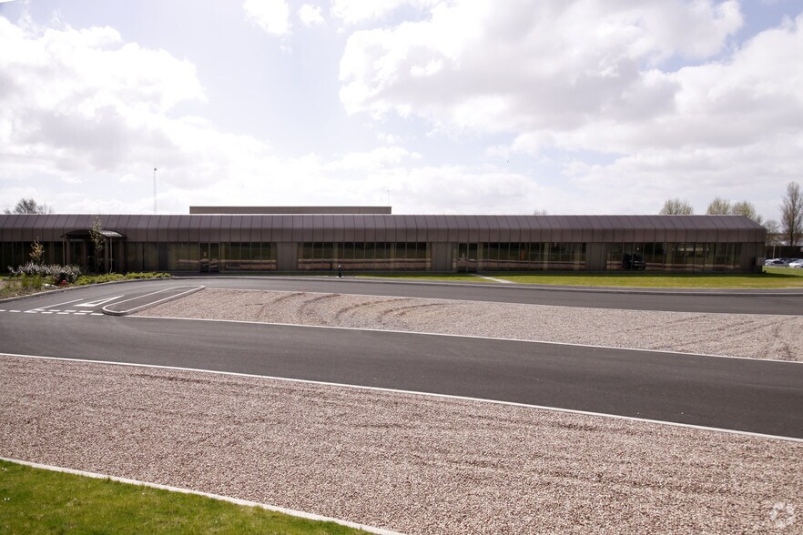 Castlegate Business Park, Caldicot à louer - Photo du bâtiment - Image 2 de 9