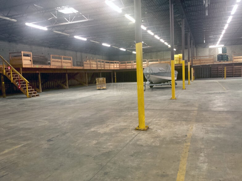 1133-1135 W Portage Trail Ext, Cuyahoga Falls, OH for lease - Building Photo - Image 2 of 4