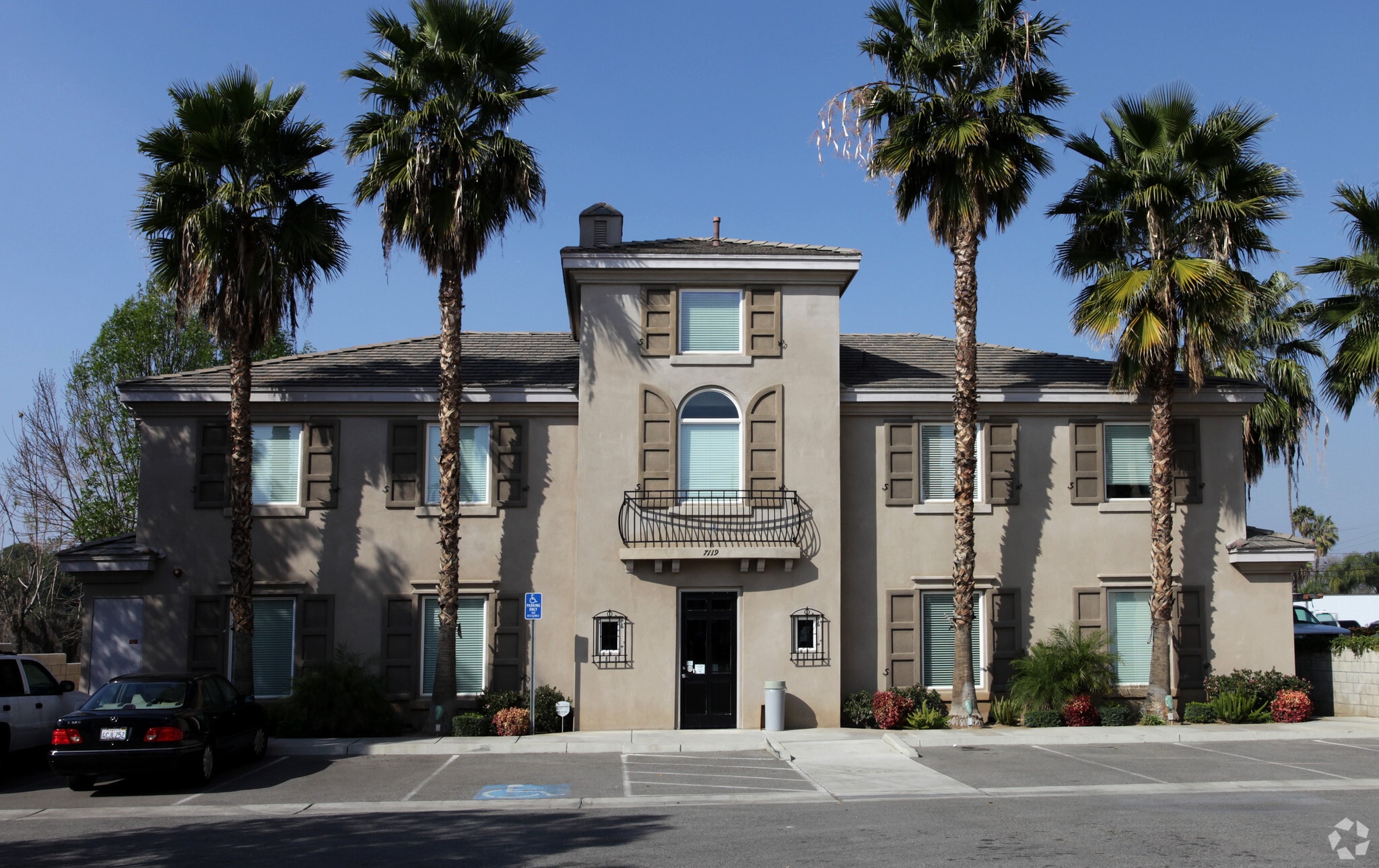 7119 Indiana Ave, Riverside, CA for lease Primary Photo- Image 1 of 5