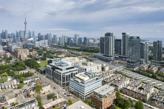 905 King St W, Toronto, ON - aerial  map view