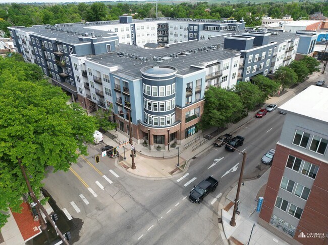Plus de détails pour 532 N Lincoln Ave, Loveland, CO - Commerce de détail à louer