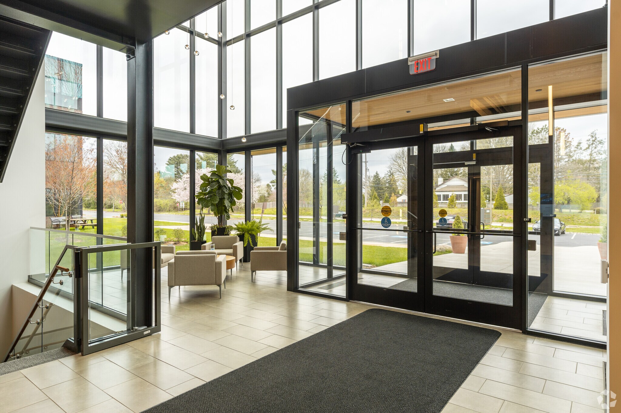 440 E Swedesford Rd, Wayne, PA à louer Hall d’entrée- Image 1 de 6