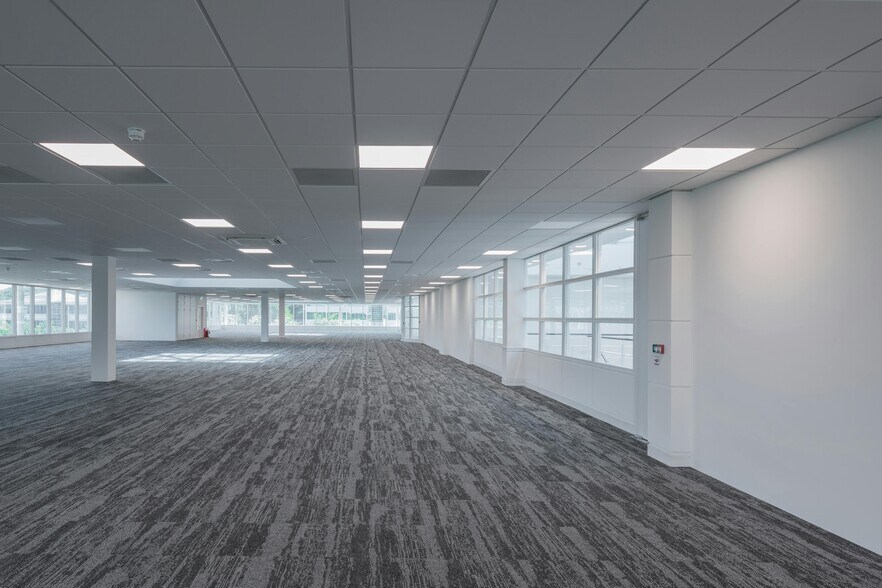 900 Pavilion Dr, Northampton à louer - Photo du bâtiment - Image 3 de 19