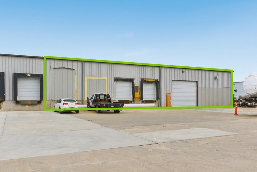 3211 Nebraska Ave, Council Bluffs, IA for lease - Building Photo - Image 2 of 10