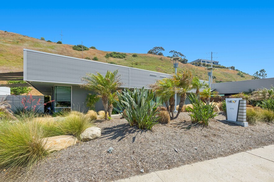 4115 Sorrento Valley Blvd, San Diego, CA à louer - Photo du bâtiment - Image 2 de 23