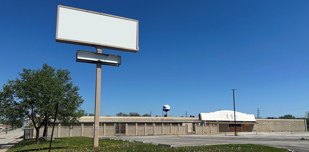 3231 Chicago Rd, Steger, IL for lease Building Photo- Image 1 of 3