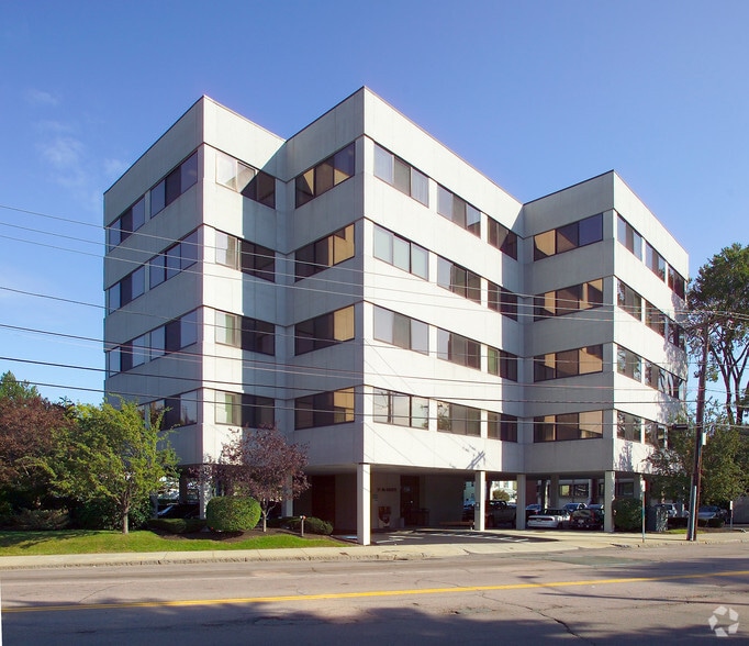 21 Mayor Thomas J McGrath Hwy, Quincy, MA for lease - Building Photo - Image 3 of 8