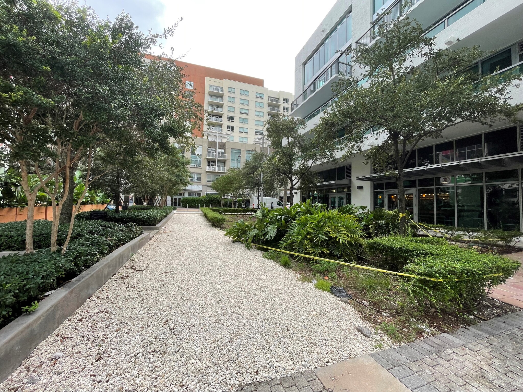 3301 NE 1st Ave, Miami, FL à louer Photo du bâtiment- Image 1 de 11