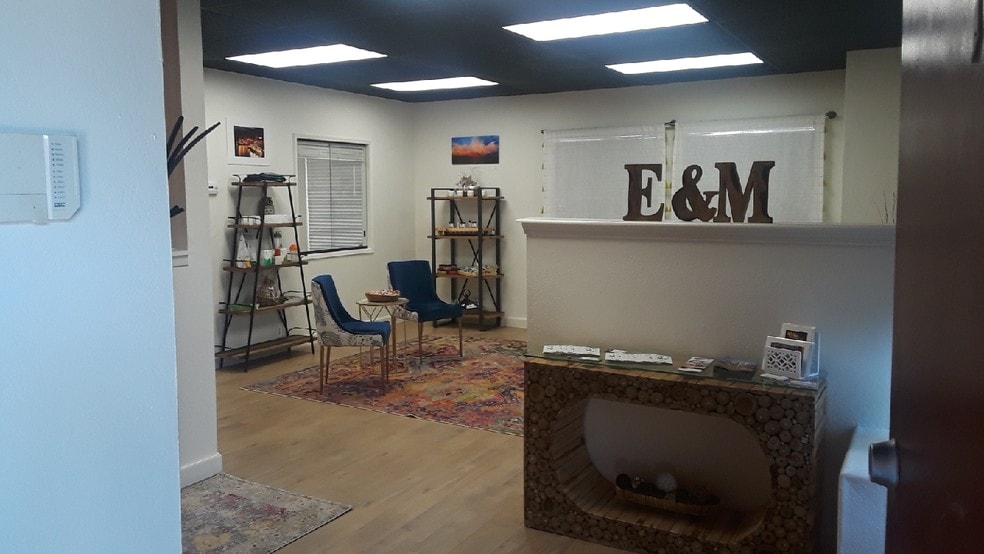 9706 Fair Oaks Blvd, Fair Oaks, CA for lease - Interior Photo - Image 3 of 13