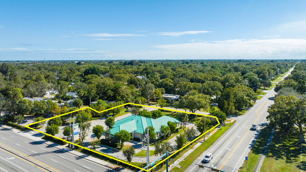 2651 20th St, Vero Beach, FL for sale - Building Photo - Image 2 of 51