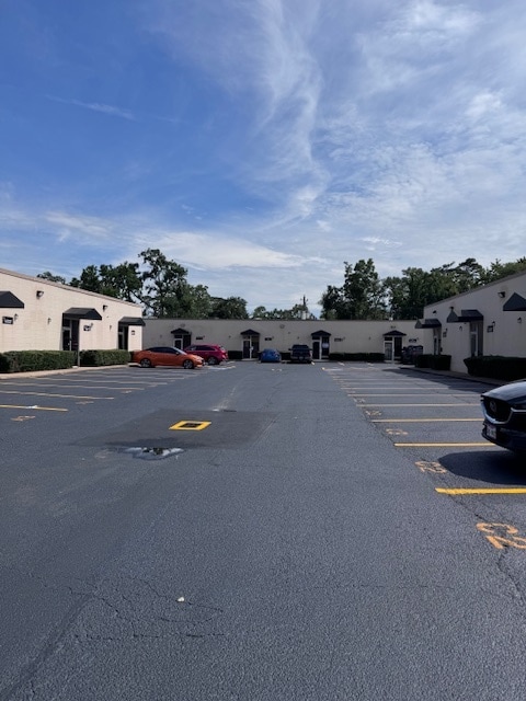 3511 Pinemont Dr, Houston, TX for lease Primary Photo- Image 1 of 5