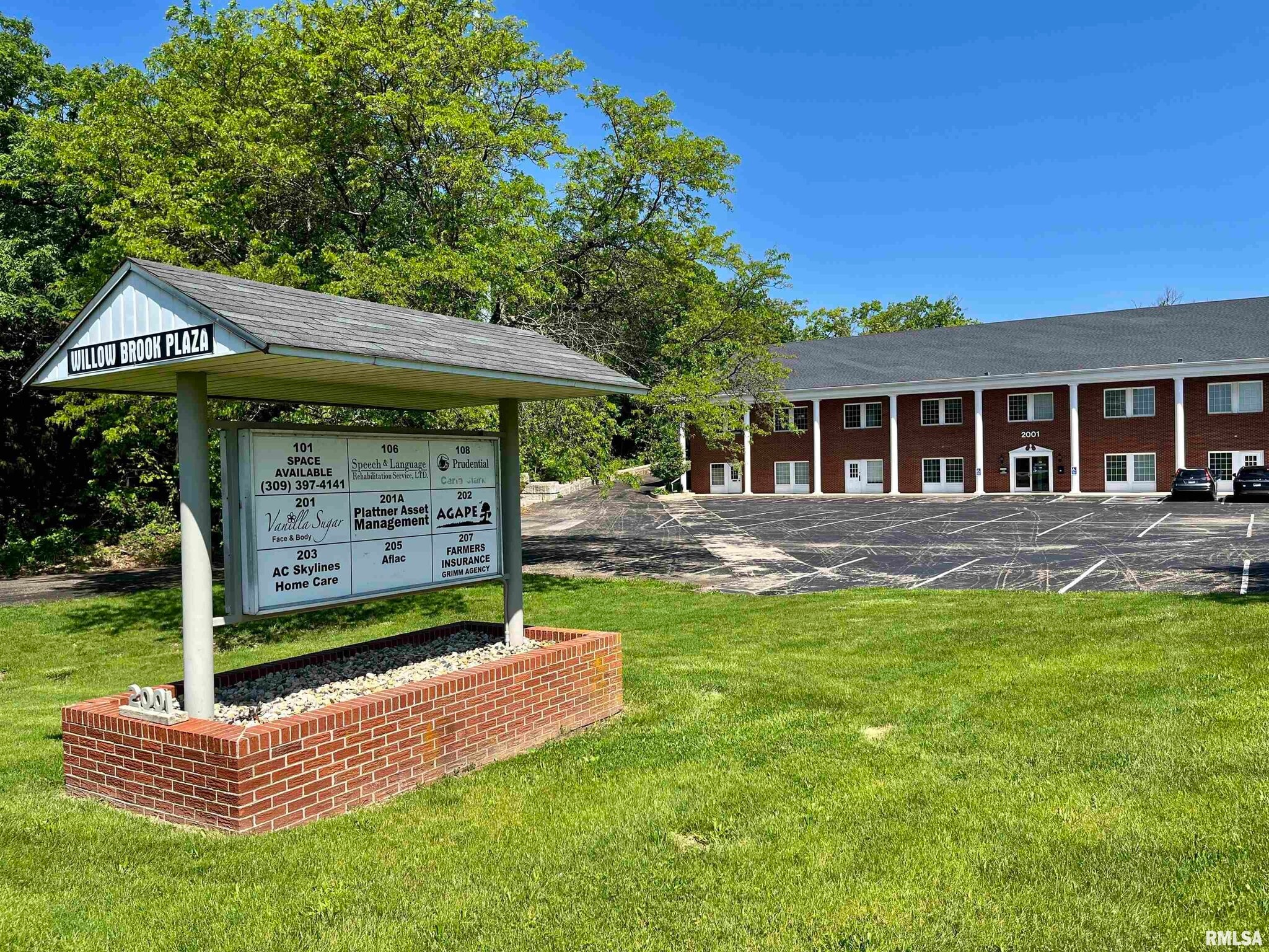 2001 W Willow Knolls Rd, Peoria, IL for lease Primary Photo- Image 1 of 5