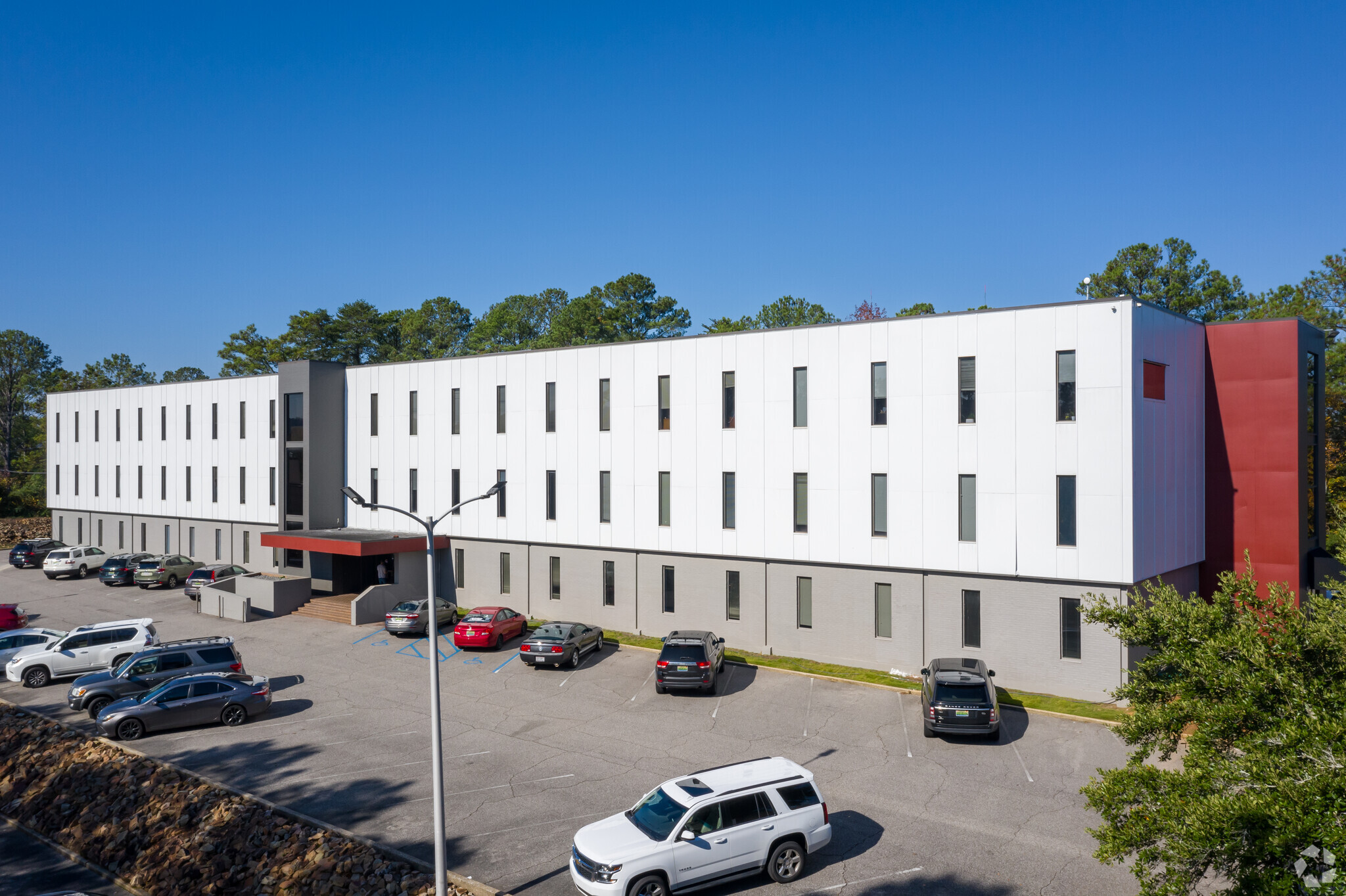 300 Office Park Dr, Birmingham, AL for lease Building Photo- Image 1 of 7