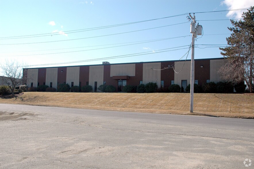 30 Jytek Dr, Leominster, MA à vendre - Photo du bâtiment - Image 2 de 3