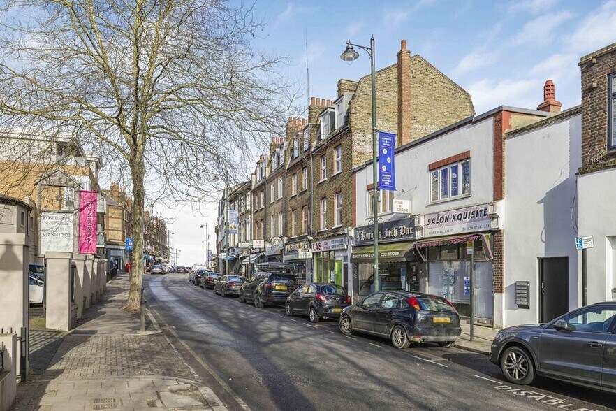 39-41 Knights Hl, Londres à vendre - Photo du bâtiment - Image 3 de 21