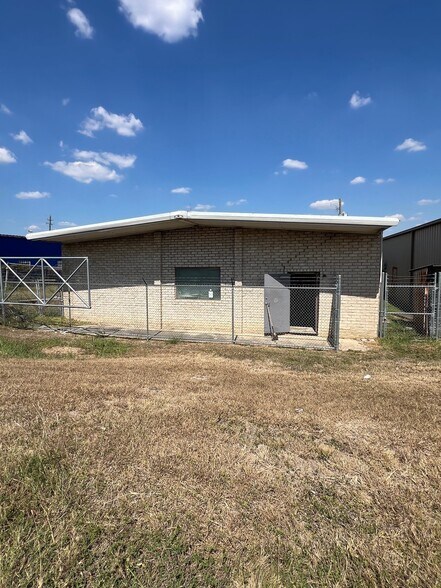 3414 Duke Rd, Austin, TX à vendre - Photo du bâtiment - Image 2 de 7