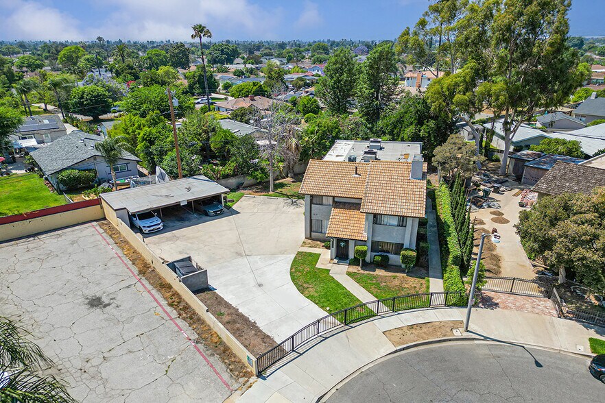 1553 Dennis Pl, West Covina, CA à vendre - Photo du bâtiment - Image 2 de 41