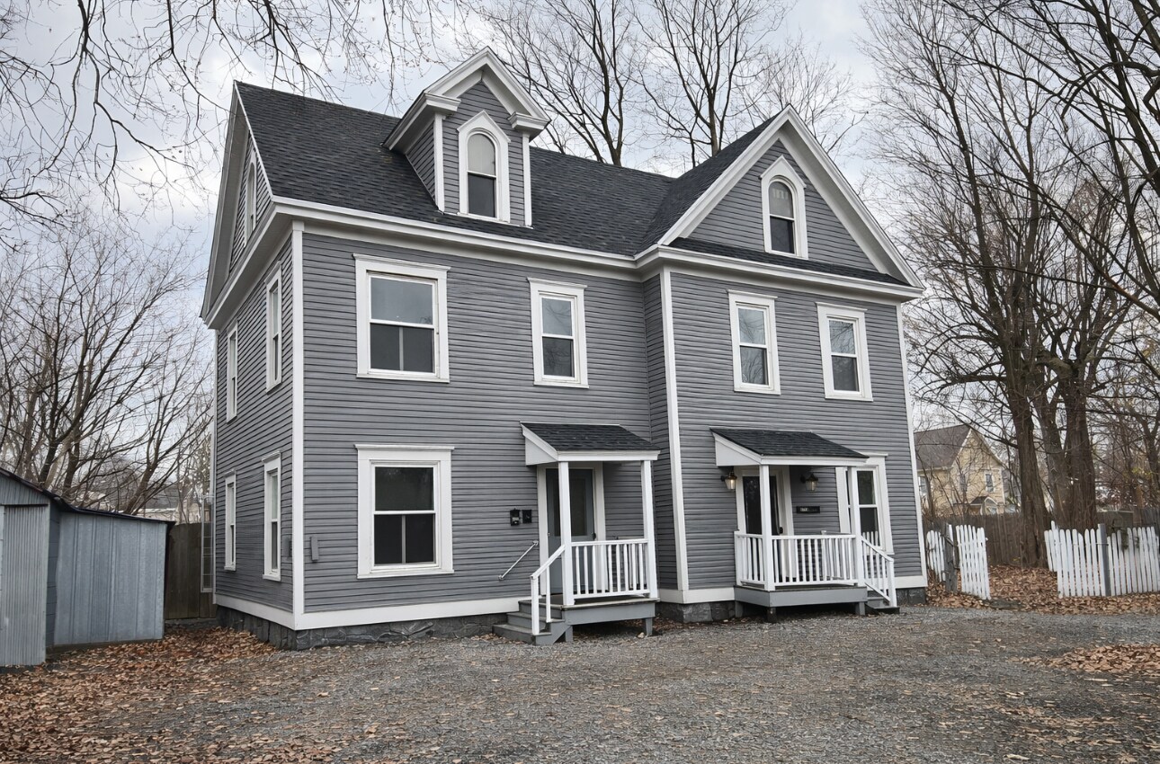 335 Shonnard St, Syracuse, NY à vendre Photo principale- Image 1 de 23