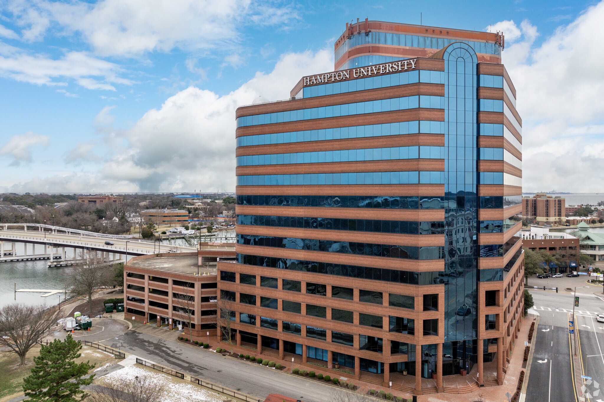 2 Eaton St, Hampton, VA for lease Building Photo- Image 1 of 2