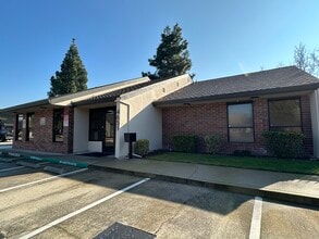 4651 Quail Lakes Dr, Stockton, CA à louer Photo intérieure- Image 1 de 1