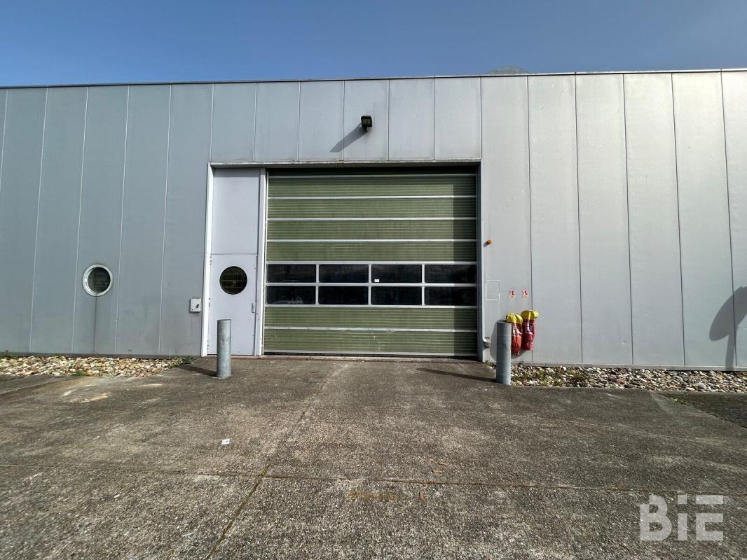 Industrial in Mérignac for lease Building Photo- Image 1 of 23