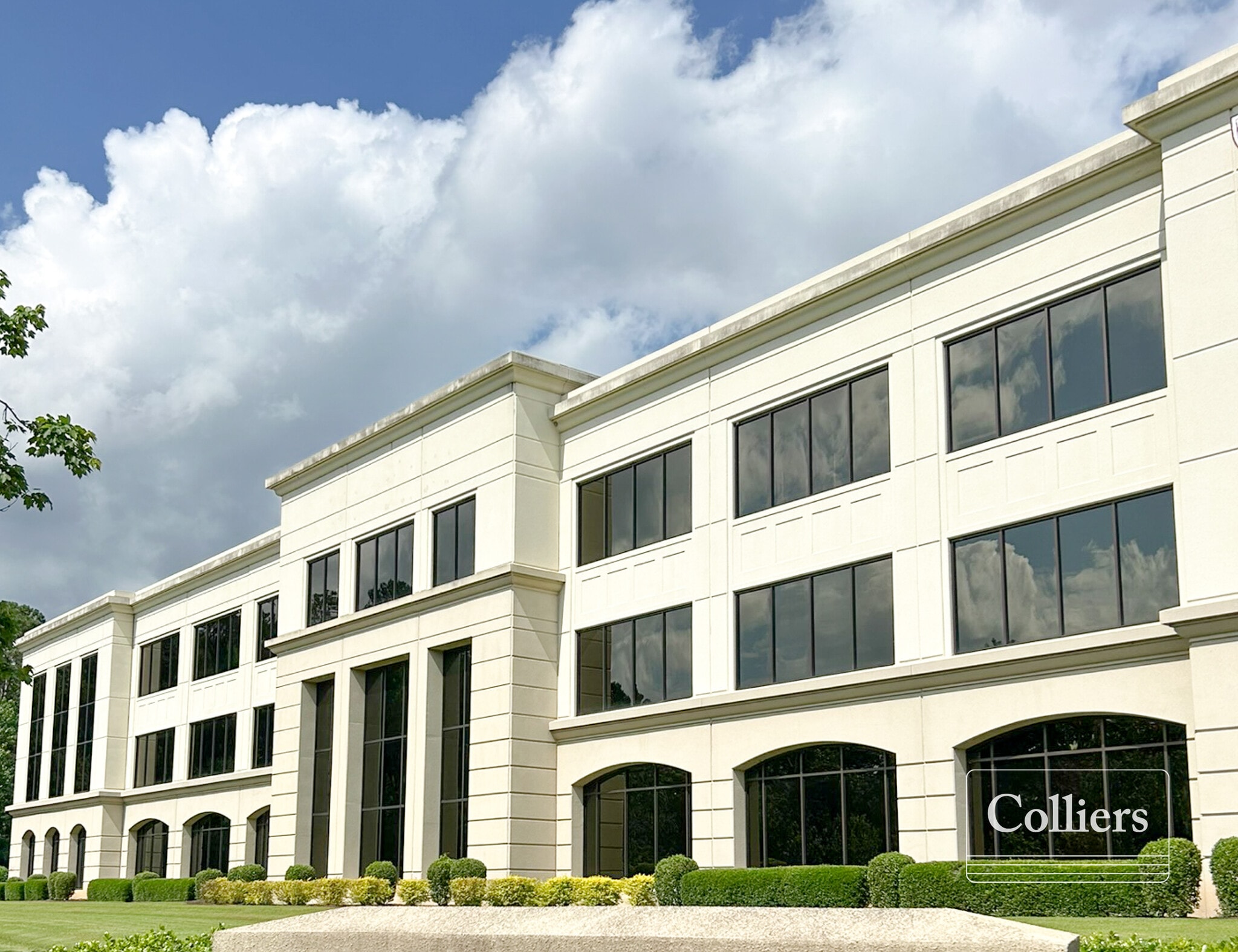200 Center Point Cir, Columbia, SC for lease Building Photo- Image 1 of 5