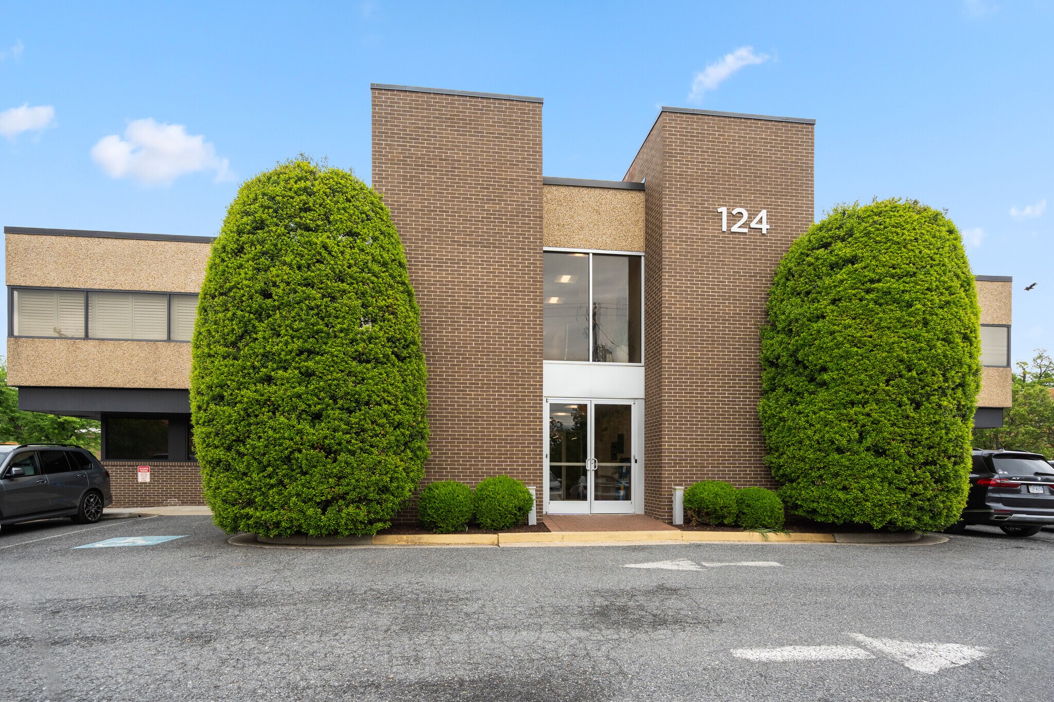 124 Park St SE, Vienna, VA à louer Photo du bâtiment- Image 1 de 17