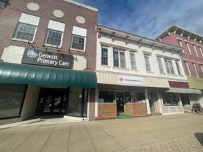 416-420 Main St, Coshocton, OH for lease Building Photo- Image 1 of 5