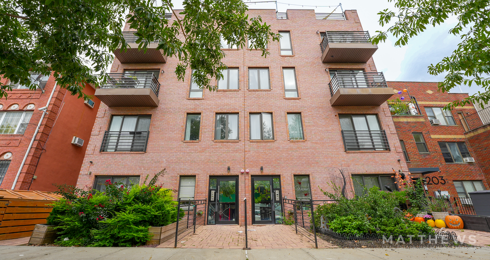 199-201 Chauncey St, Brooklyn, NY for sale - Building Photo - Image 1 of 8