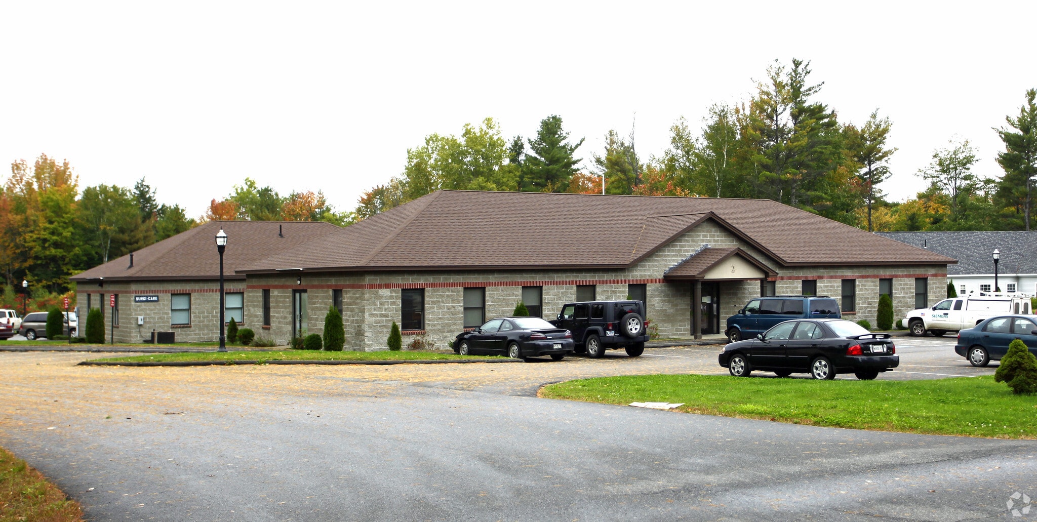 10 Evergreen Dr, Oakland, ME for sale Primary Photo- Image 1 of 4