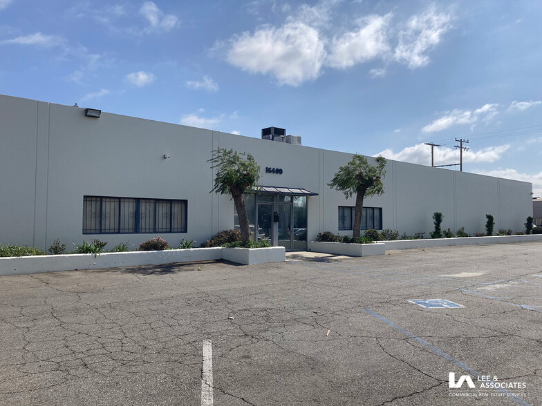 16400 Garfield Ave, Paramount, CA for lease - Building Photo - Image 1 of 12