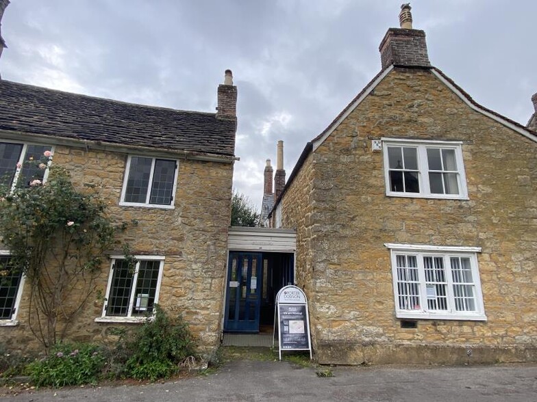 Abbey Close, Sherborne à vendre - Photo du b timent - Image 3 de 5