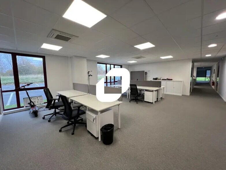 Bureau dans Lesquin à louer - Photo intérieure - Image 1 de 11