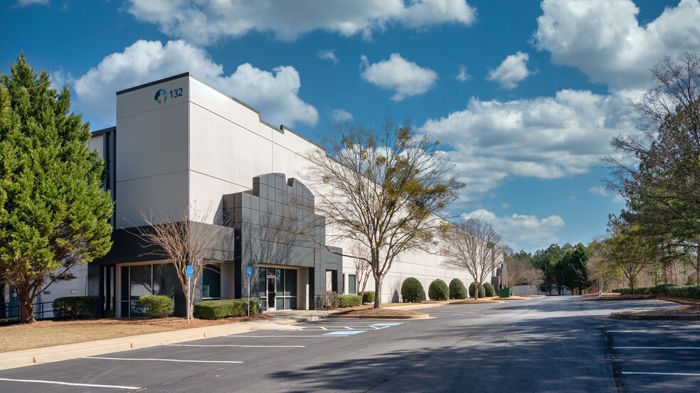 126-132 Liberty Industrial Pky, Mcdonough, GA for lease - Building Photo - Image 1 of 13