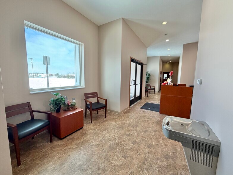 26 E 3 Mile Rd, Sault Sainte Marie, MI à vendre - Hall d’entrée - Image 2 de 14