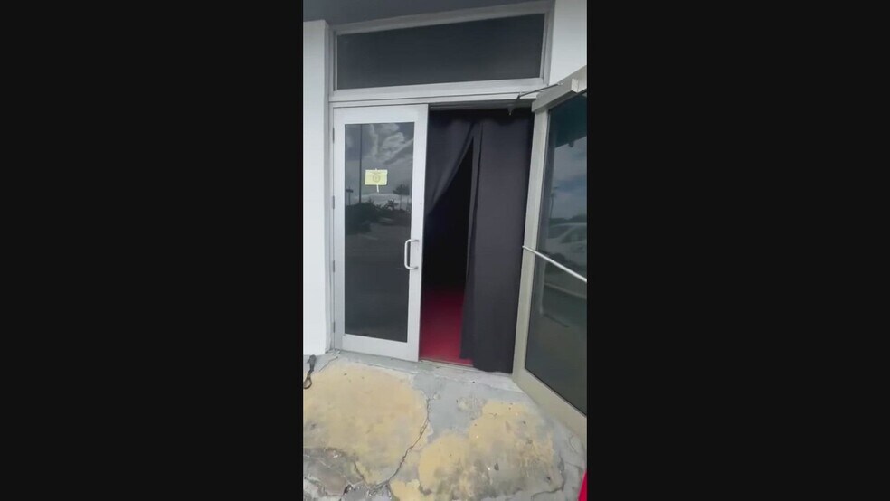 7604-7636 NW 22nd Ave, Miami, FL à louer - Vidéo sur l’inscription commerciale - Image 2 de 7