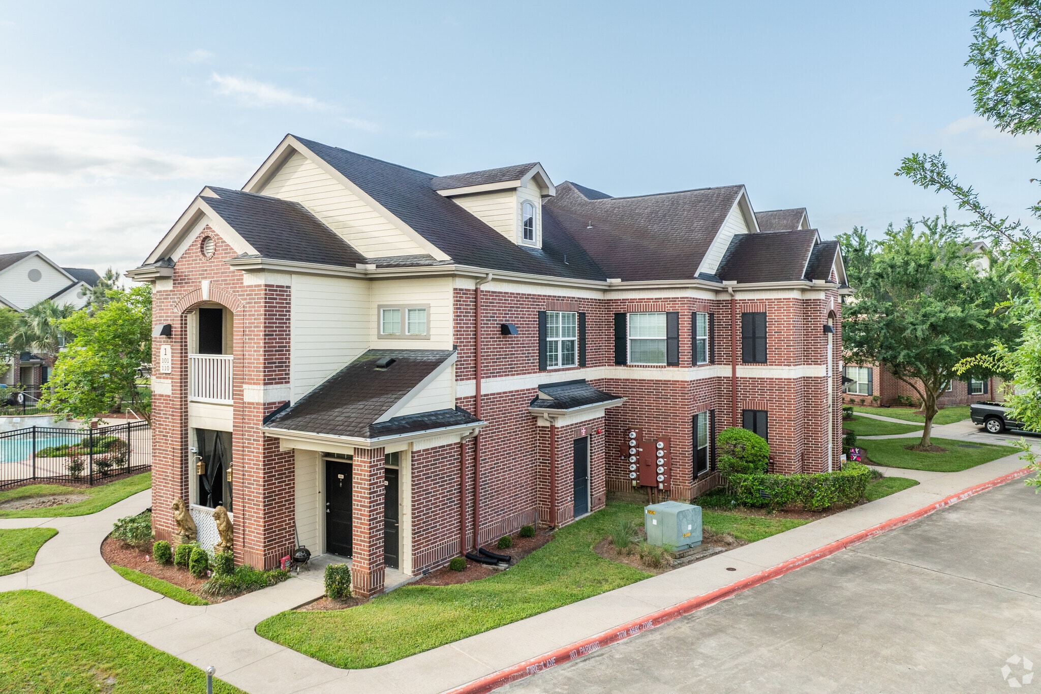 2441 S Bypass 35, Alvin, TX for sale Primary Photo- Image 1 of 14