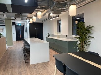 Plus de détails pour Queen Charlotte St, Bristol - Bureau à louer