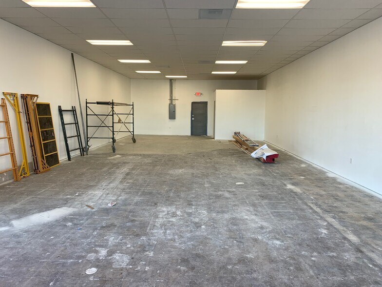 5972 Stockton Blvd, Sacramento, CA à louer - Photo du bâtiment - Image 3 de 9