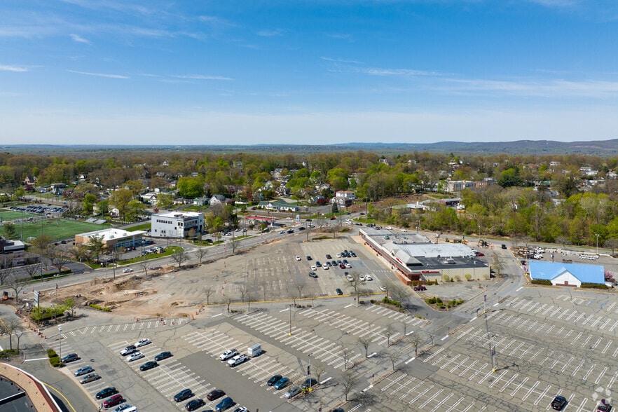1210 Hamburg Tpke, Wayne, NJ à louer - Aérien - Image 3 de 20